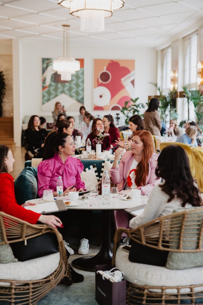 Zvjezdana Vukić, Tea Čizmek Mesarić